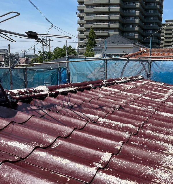 横浜市栄区　S様邸　屋根塗装・外壁塗装　セメント瓦の塗装 (1)