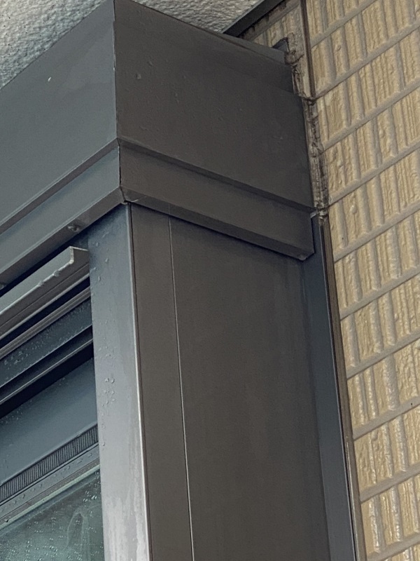 神奈川県横浜市金沢区　屋根塗装・外壁塗装　屋根とシーリングの劣化症状 (3)